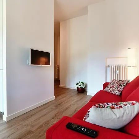 Relax A - Chiara's House With Balcony * Como